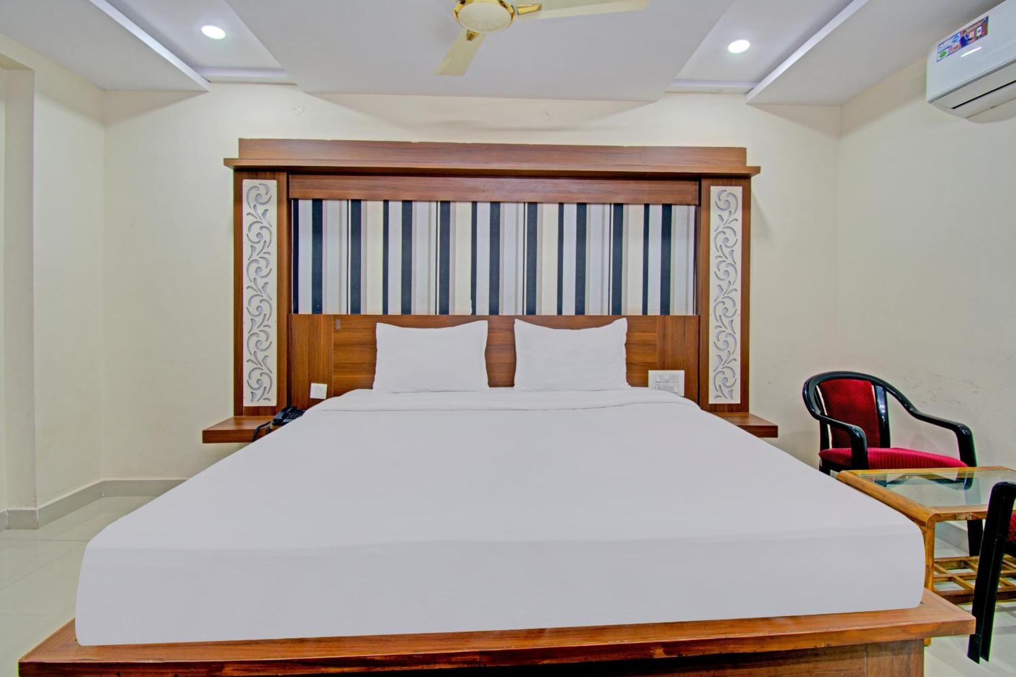 Hotel O 80823 Hotel Sitara Grand Višákhapatnam Exteriér fotografie